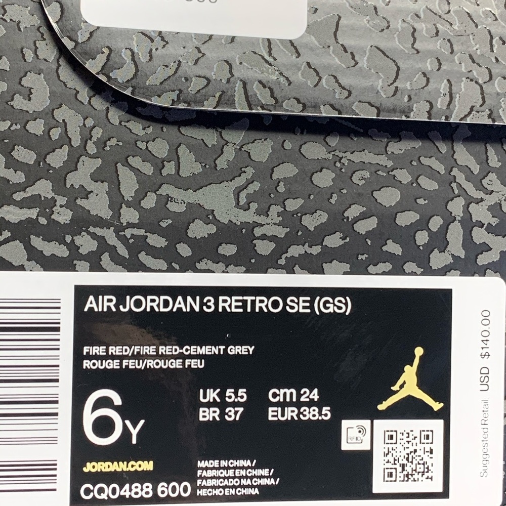 JORDAN Women’s/Youth Air Jordan 3 Retro SE - Picture 6 of 6